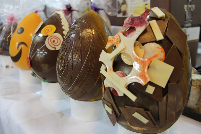 boulangerie-BEAULIEU SUR MER-min_chocolate_factory_eggs_easter-897028